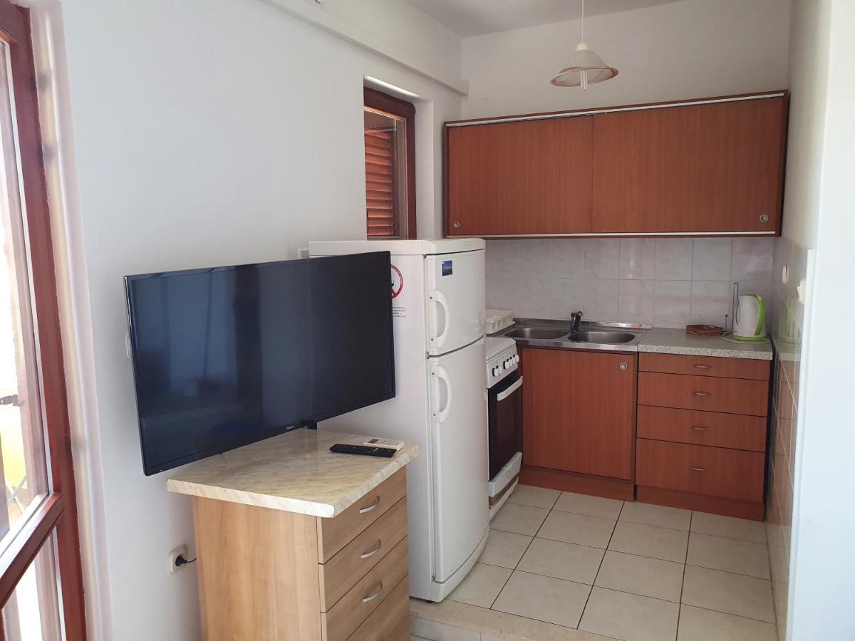 Apartments Viktor Rogoznica  Buitenkant foto
