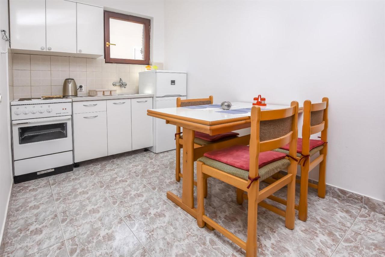 Apartments Viktor Rogoznica  Buitenkant foto
